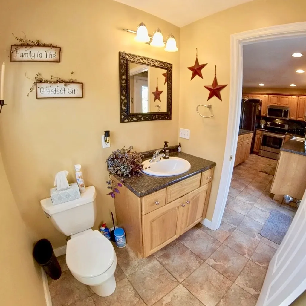 17 Chestnut Drive Allenstown NH 03275