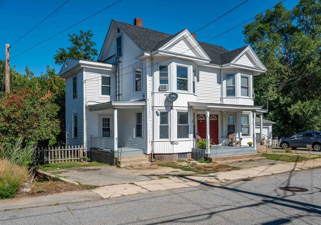 39/41 Congress Street Rochester NH 03867