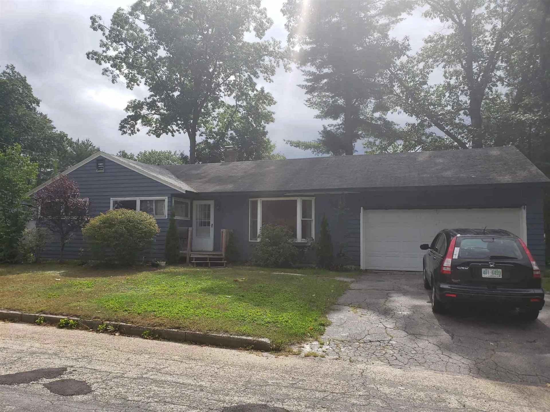 1 Wayne Avenue Claremont NH 03743