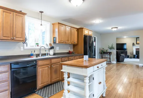 39 Bradford Circle Hillsborough NH 03244