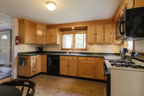 42 High Street Ludlow VT 05149