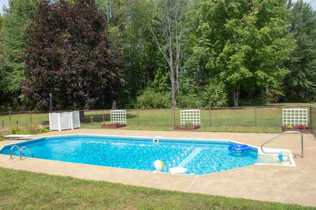 56 Bryant Road Belmont NH 03220