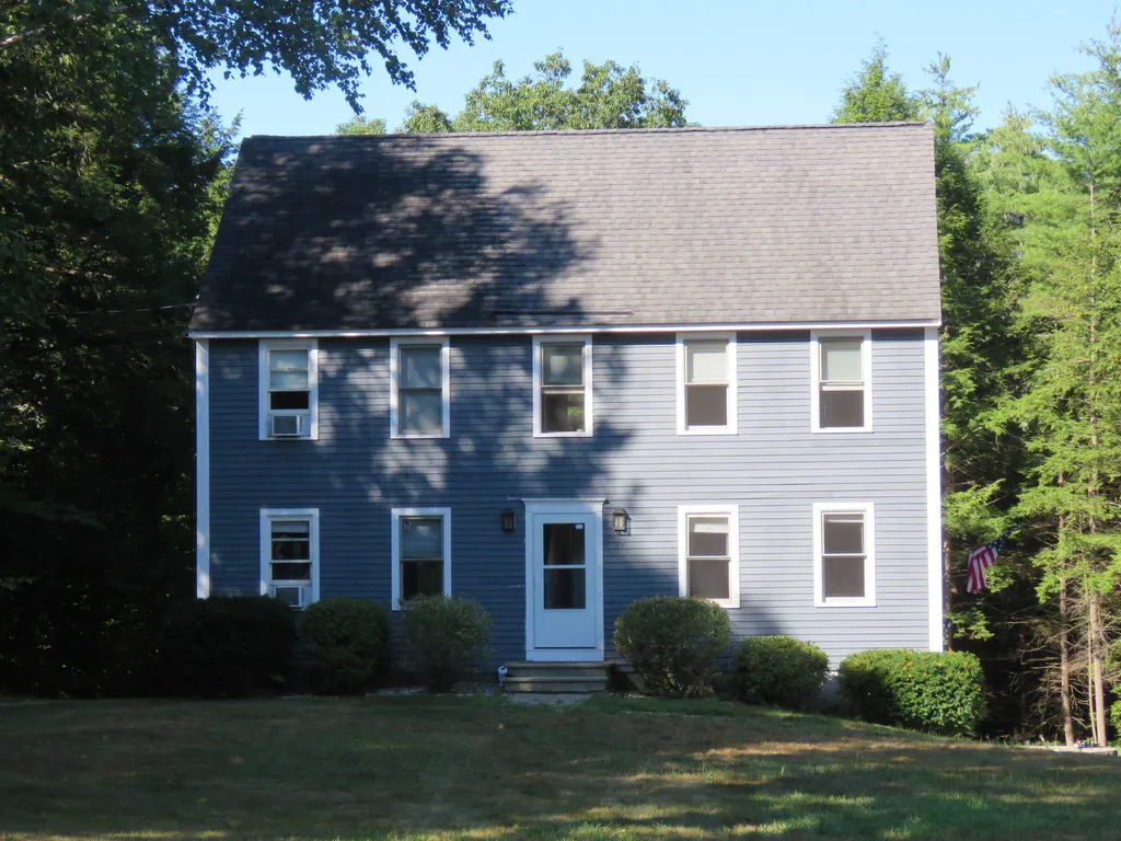57 Karlin Road Fremont NH 03044