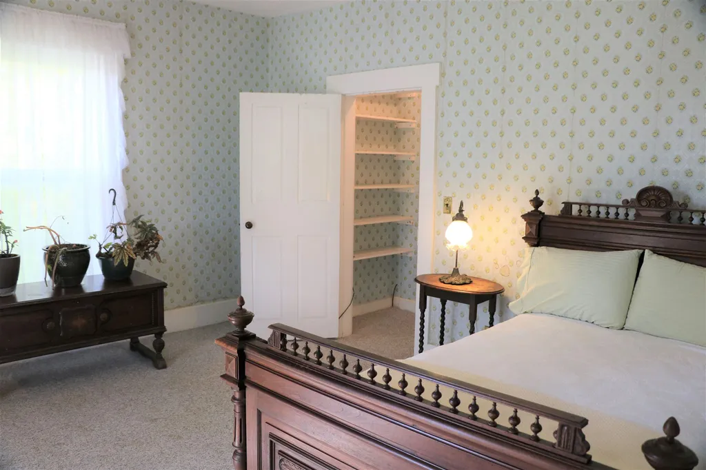 148 Otter Creek Highway New Haven VT 05472