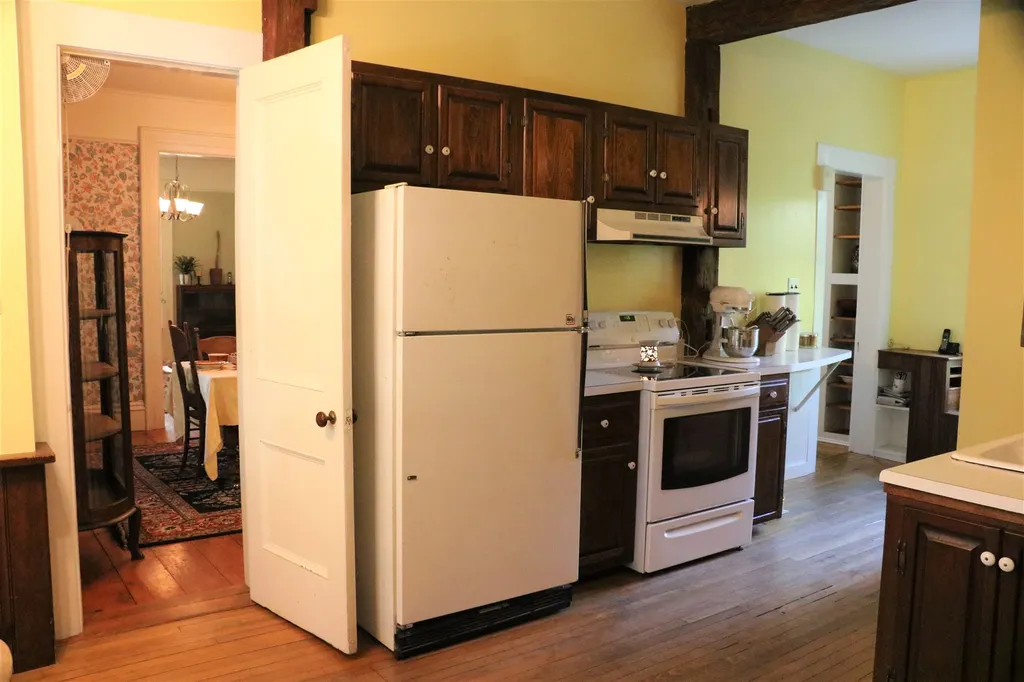 148 Otter Creek Highway New Haven VT 05472
