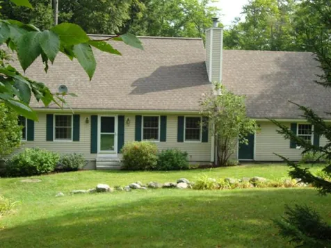 193 Birch Acres New London NH 03257