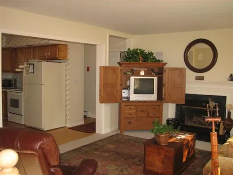 193 Birch Acres New London NH 03257
