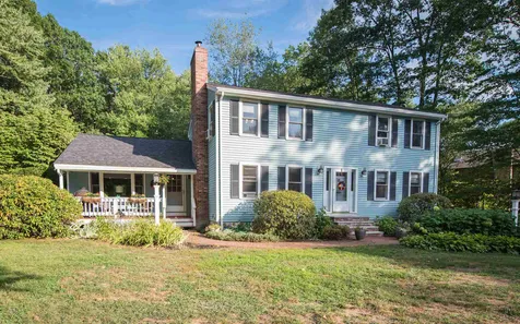 20 Page Lane Hampstead NH 03841
