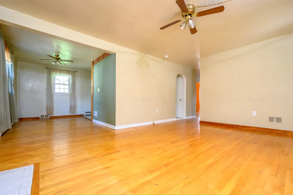 34 Edgemoor Drive Burlington VT 05408