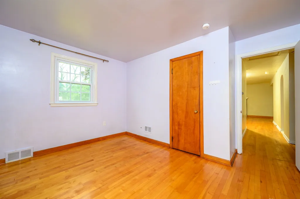 34 Edgemoor Drive Burlington VT 05408