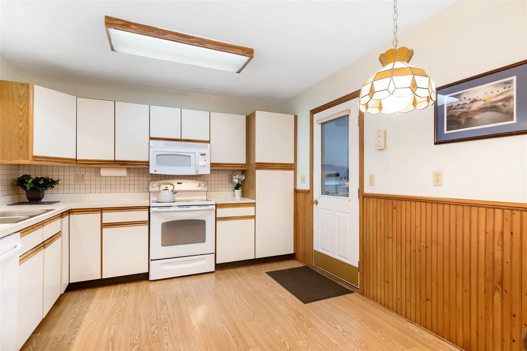 225 Eastview Circle Williston VT 05495