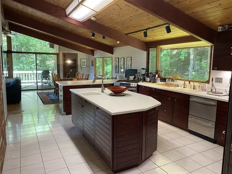 67 Jenny Lane Brattleboro VT 05301