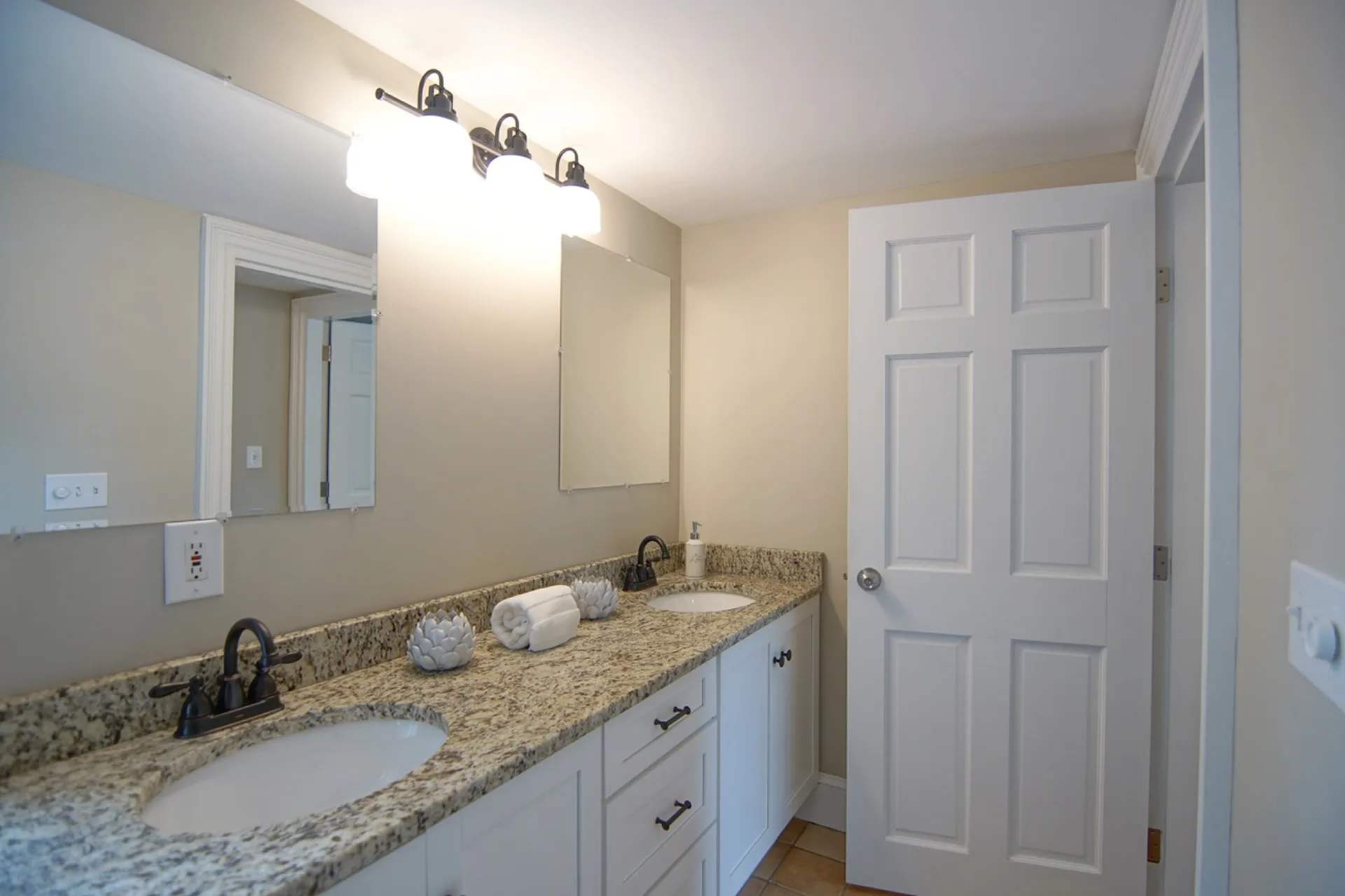 1085 Washington Road Rye NH 03870