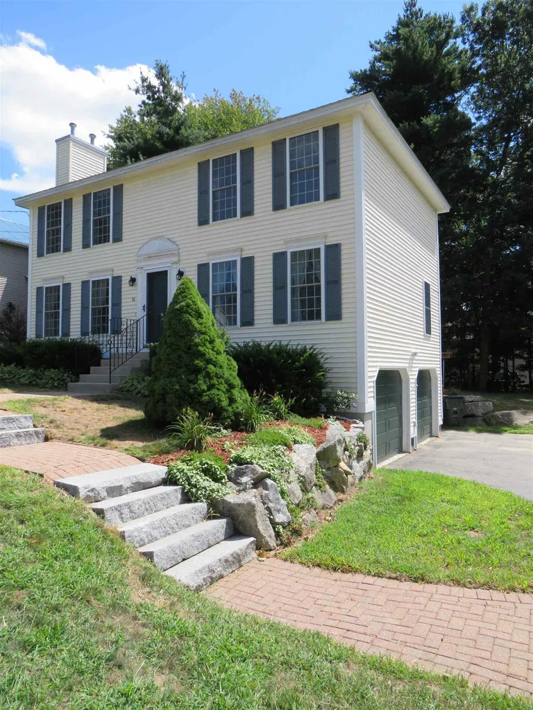 18 Independence Lane Manchester NH 03104-4790