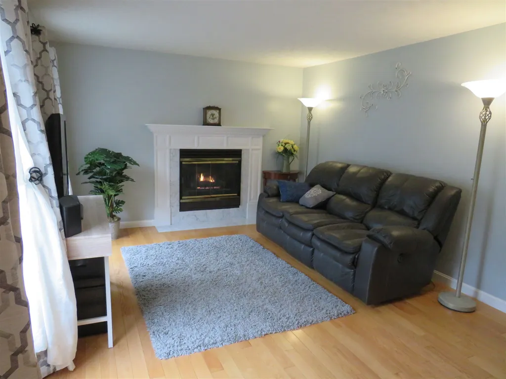 18 Independence Lane Manchester NH 03104-4790