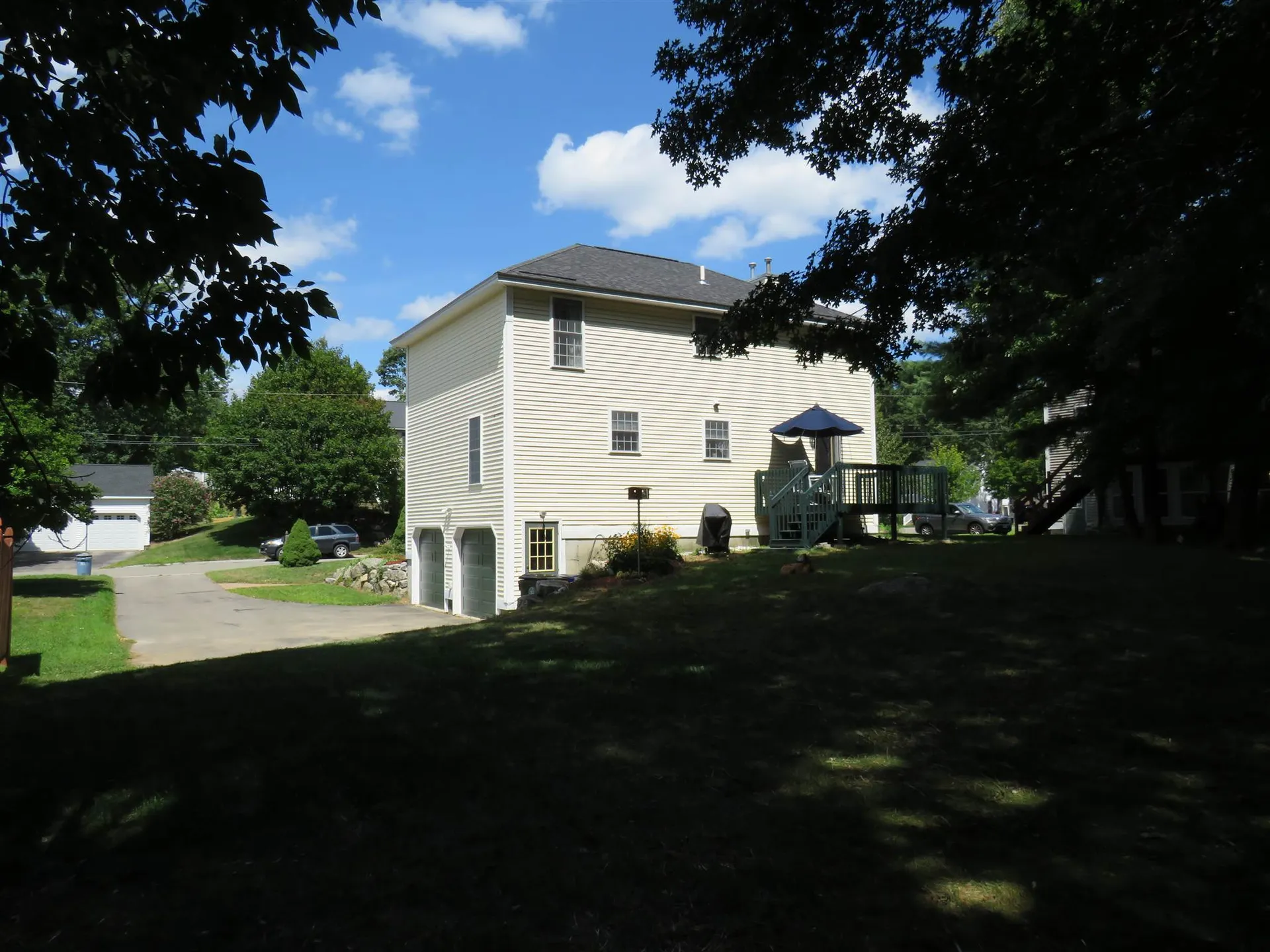 18 Independence Lane Manchester NH 03104-4790