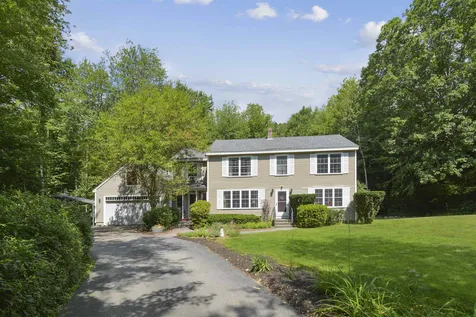 4 Rosewood Drive Bow NH 03304