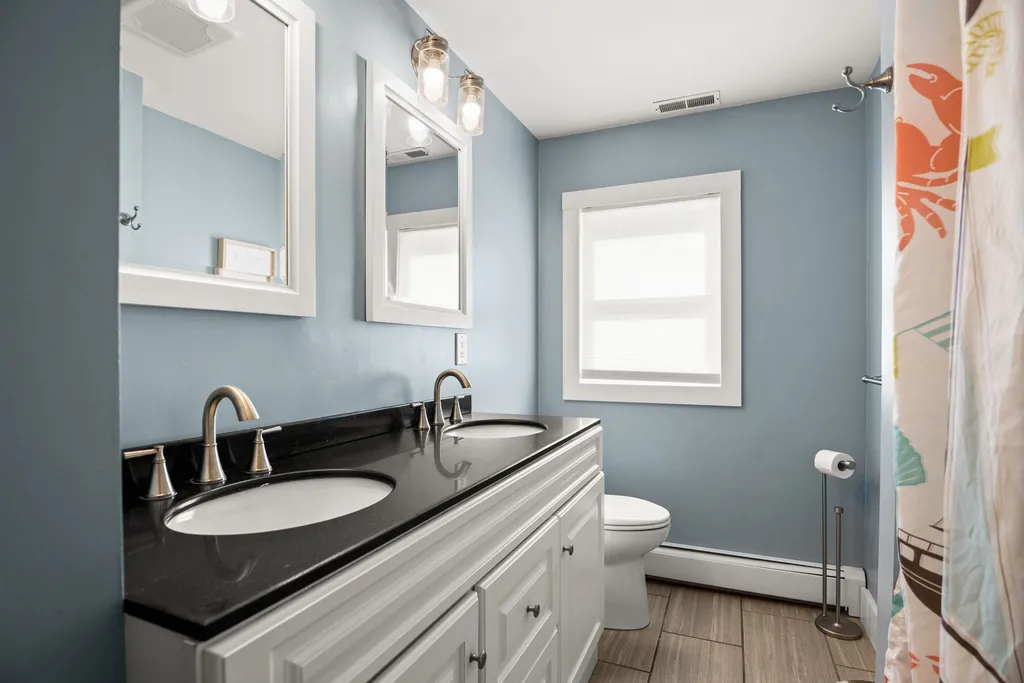 12 Tanglewood Drive Newton NH 03858