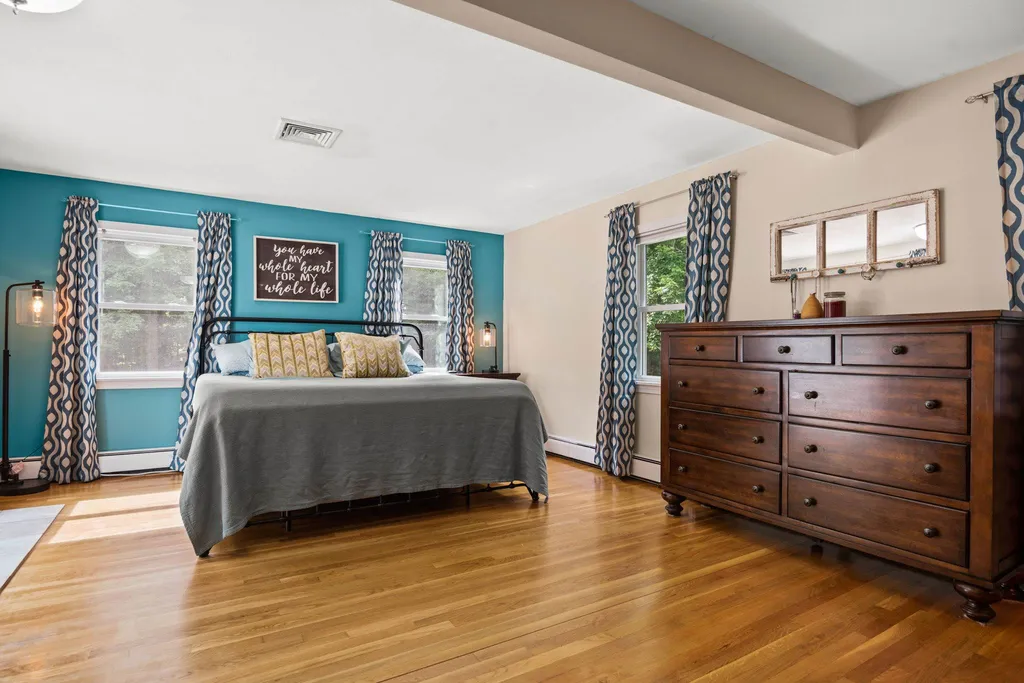 12 Tanglewood Drive Newton NH 03858