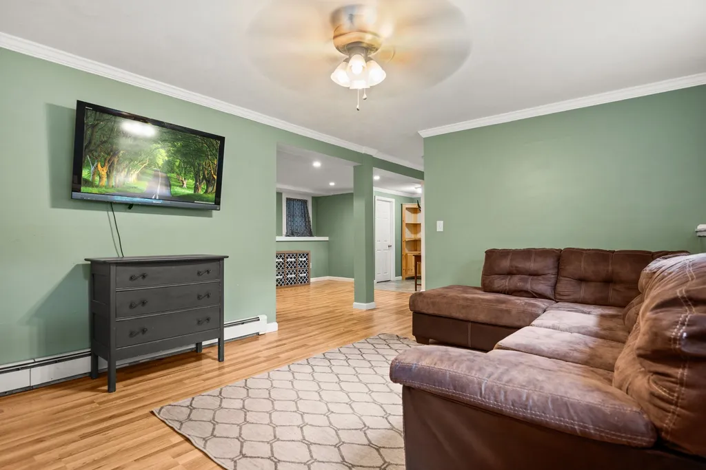 12 Tanglewood Drive Newton NH 03858
