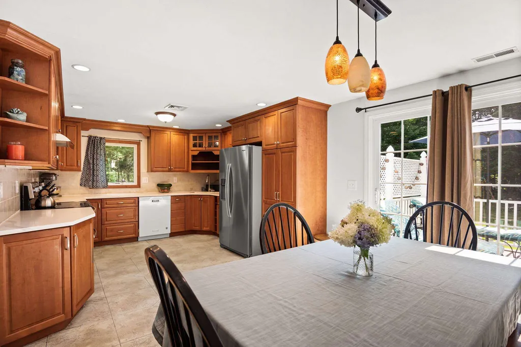 12 Tanglewood Drive Newton NH 03858