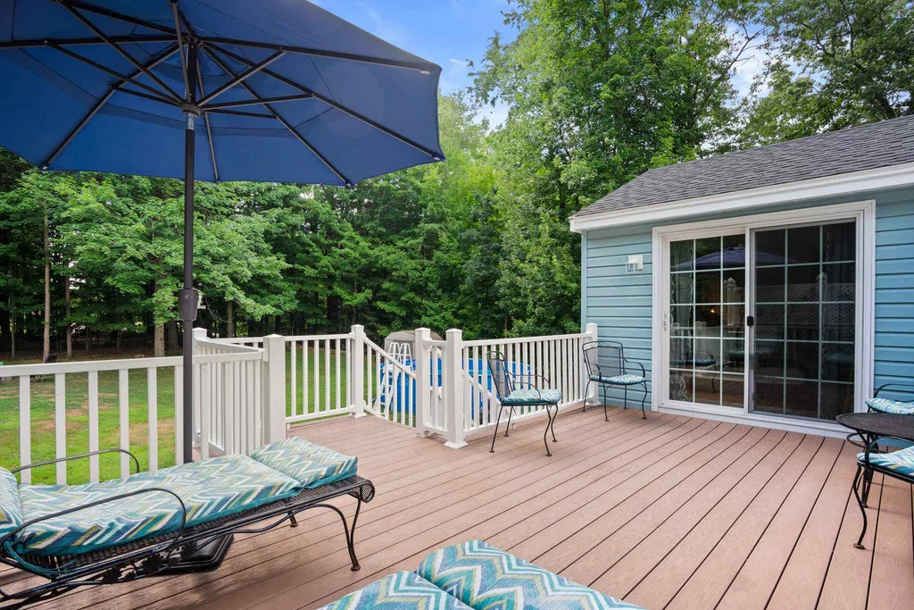 12 Tanglewood Drive Newton NH 03858