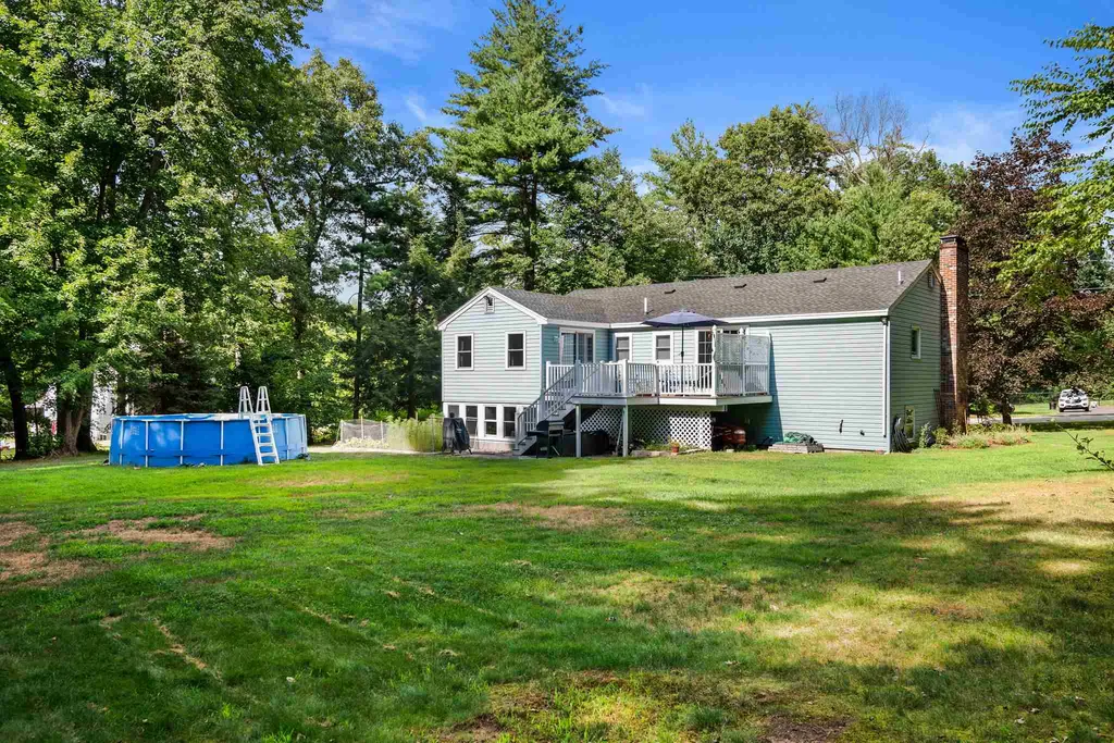 12 Tanglewood Drive Newton NH 03858