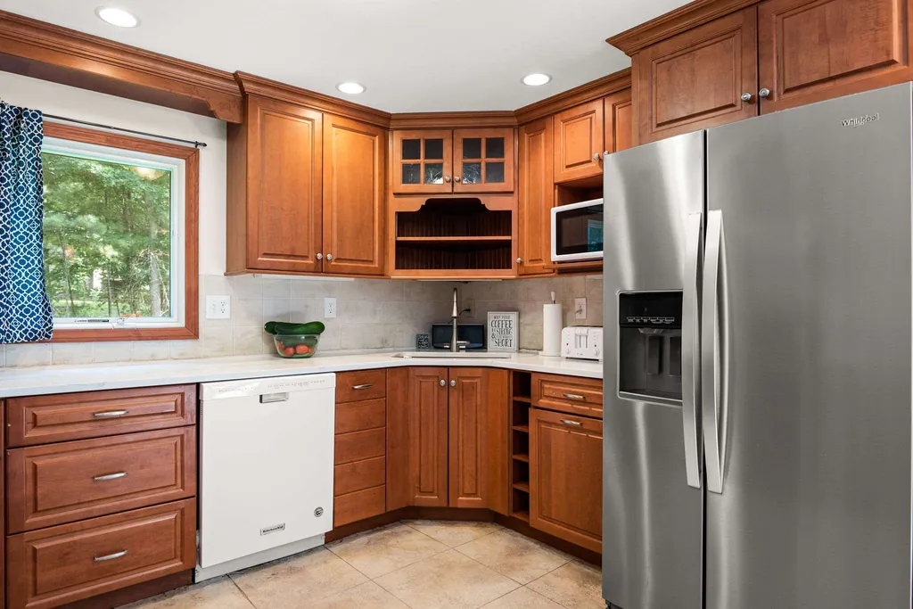 12 Tanglewood Drive Newton NH 03858