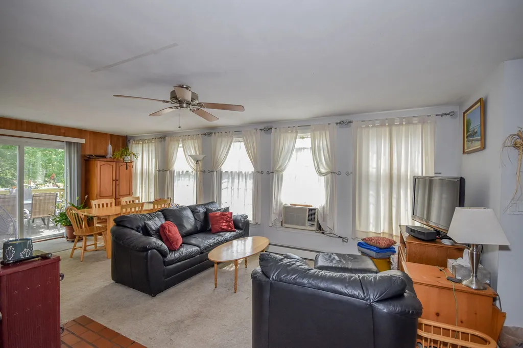 581 Tolend Road Dover NH 03820