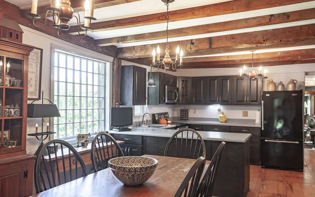 332 South Street Troy NH 03465