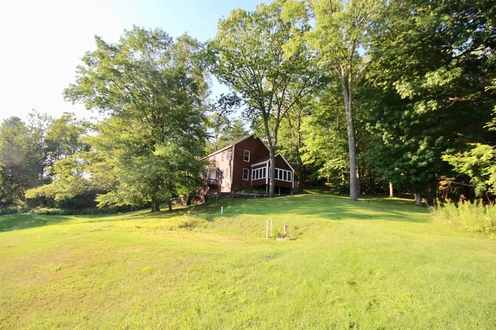 418 Moonrise Hill Windsor VT 05089