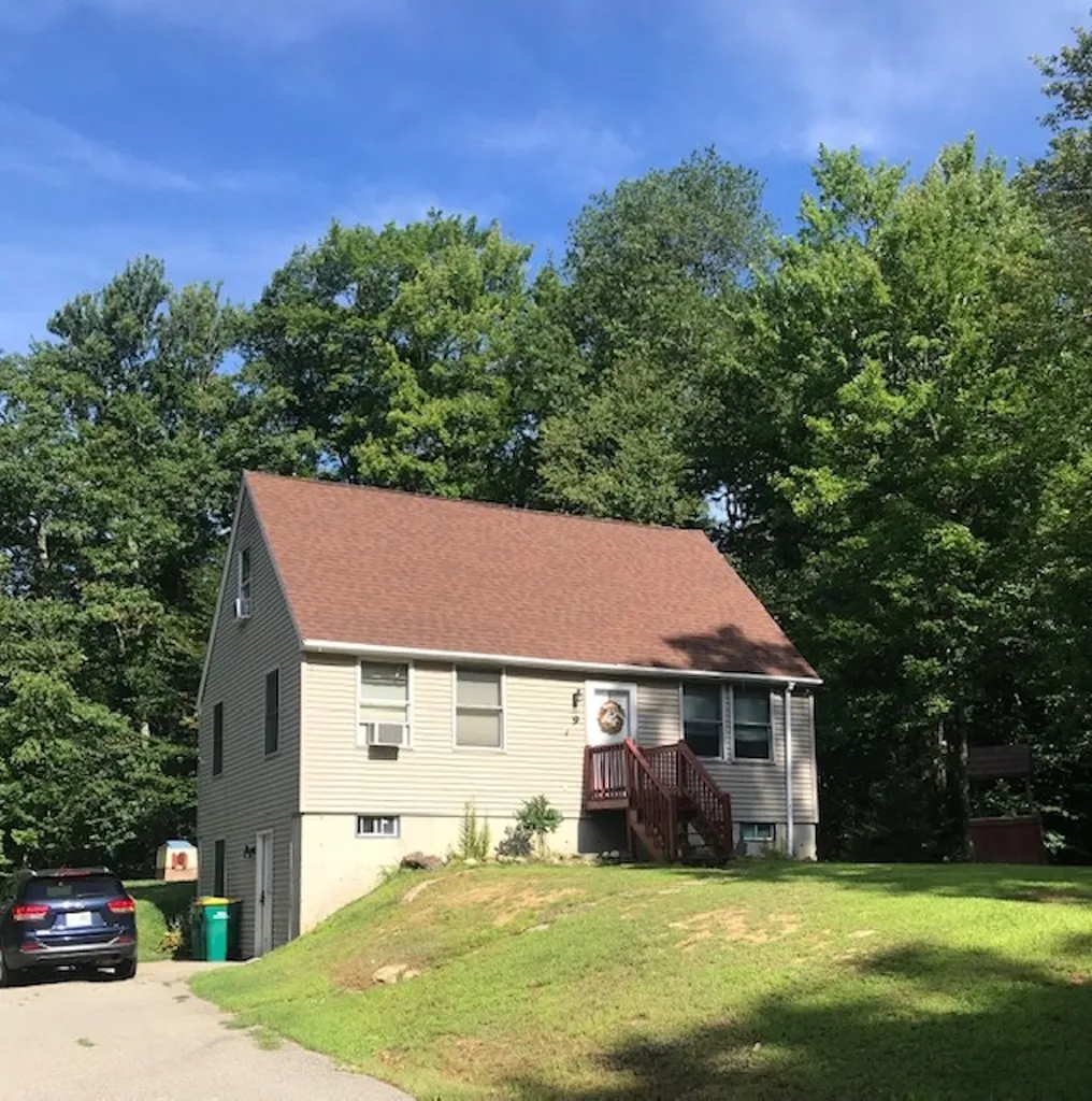 9 Strafford Road Rochester NH 03867