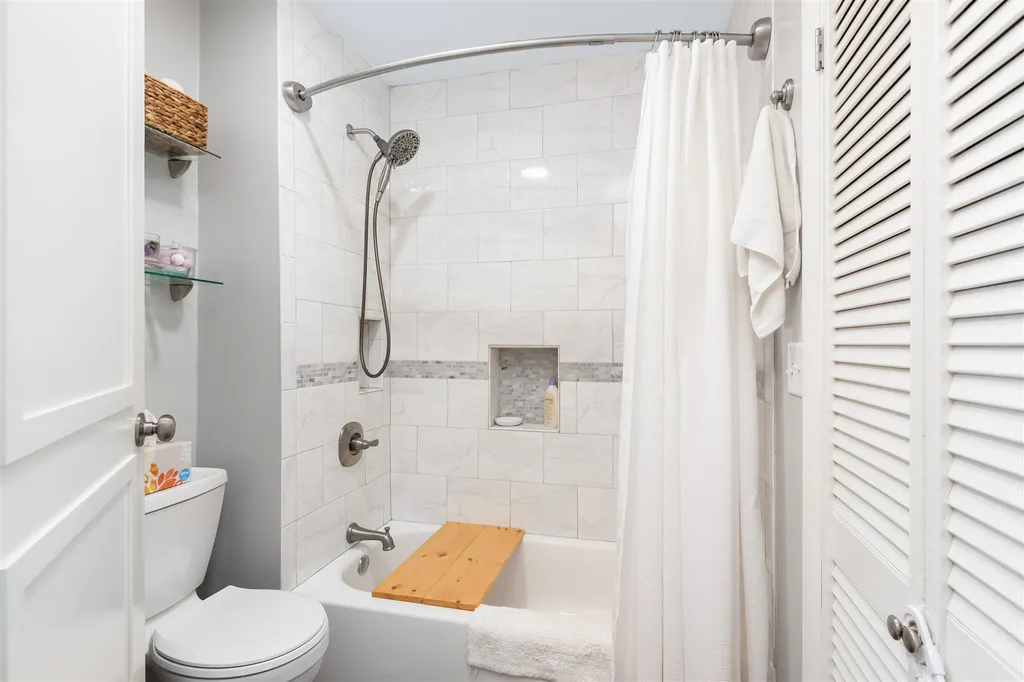 10 Doris Drive Milton VT 05468
