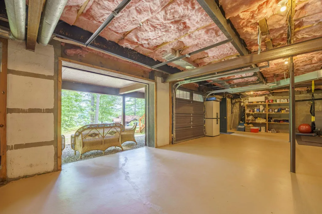 40 Westwind Shores Road Holderness NH 03245