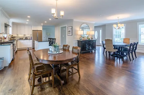19 Brunswick Circle Pelham NH 03076