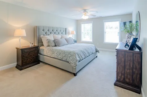 19 Brunswick Circle Pelham NH 03076