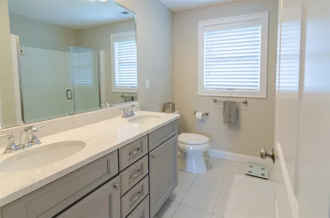19 Brunswick Circle Pelham NH 03076