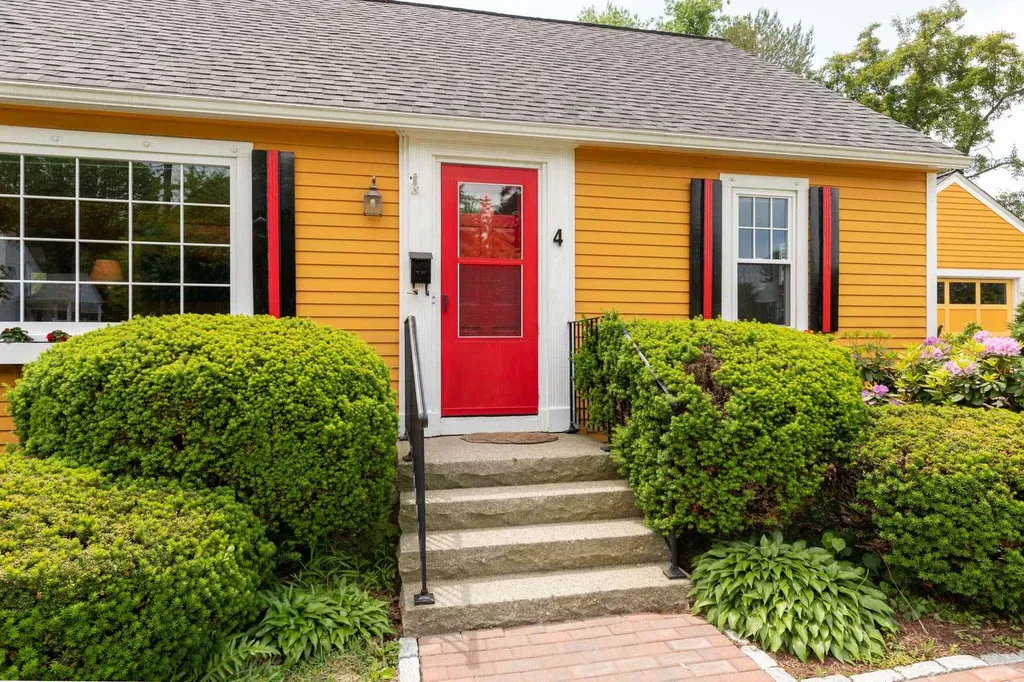 4 Parker Street Dover NH 03820