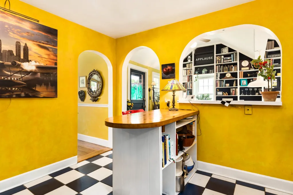 4 Parker Street Dover NH 03820
