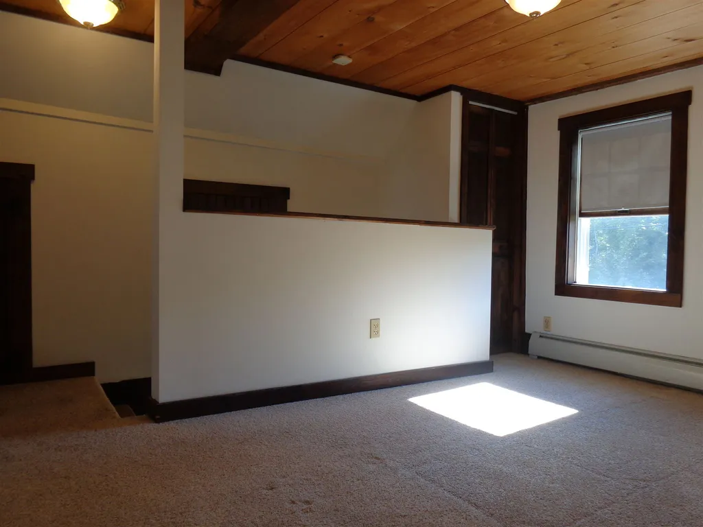 17 Grafton Road Alexandria NH 03222