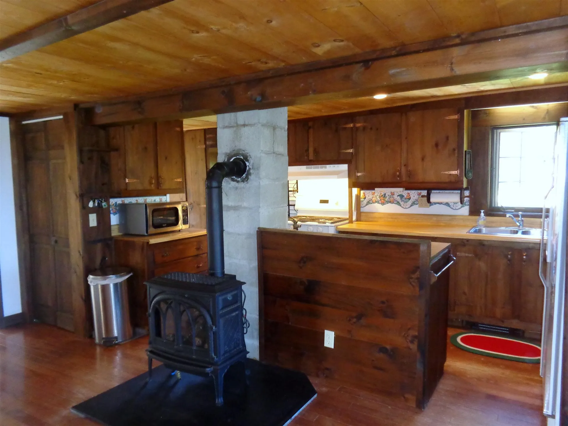 17 Grafton Road Alexandria NH 03222