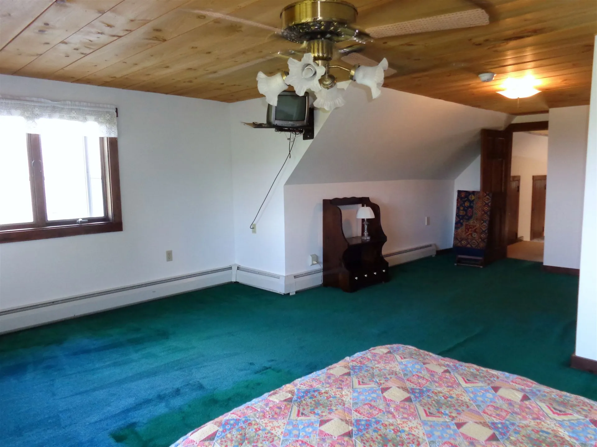 17 Grafton Road Alexandria NH 03222