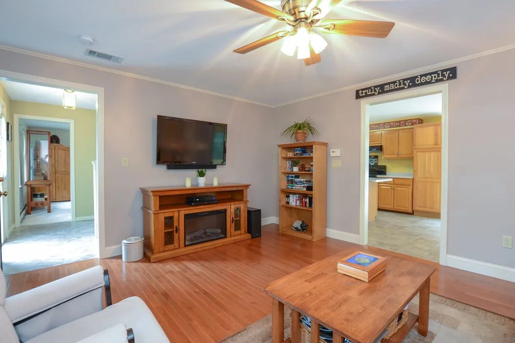 16 Dean Drive Dover NH 03820