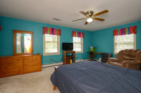 16 Dean Drive Dover NH 03820