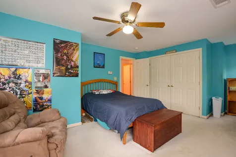 16 Dean Drive Dover NH 03820