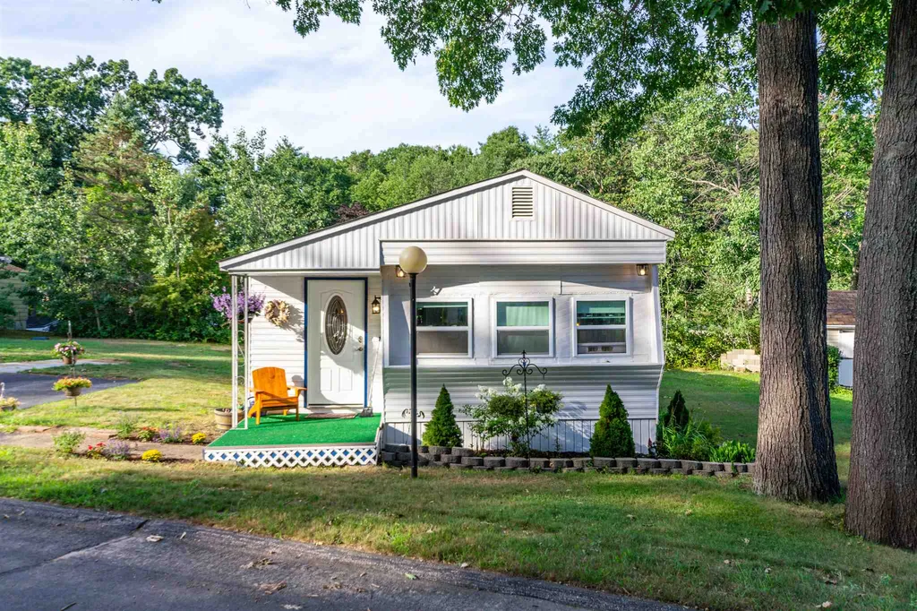 5 S Cranberry Lane Rochester NH 03867