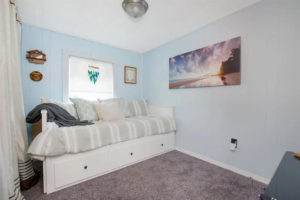 5 S Cranberry Lane Rochester NH 03867