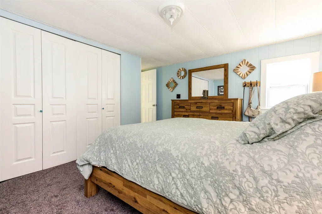 5 S Cranberry Lane Rochester NH 03867