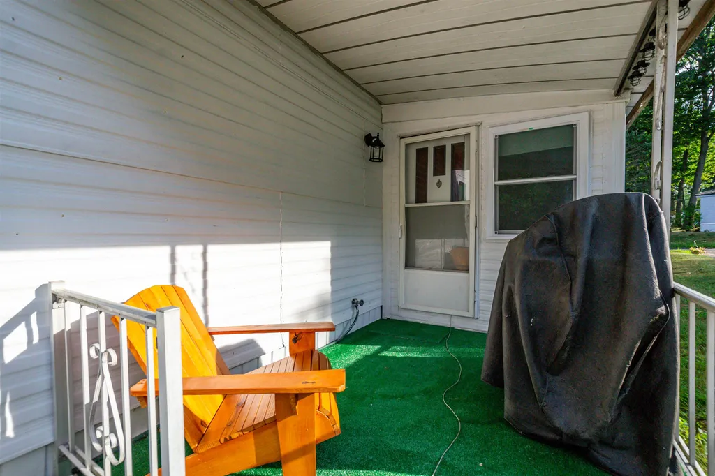 5 S Cranberry Lane Rochester NH 03867