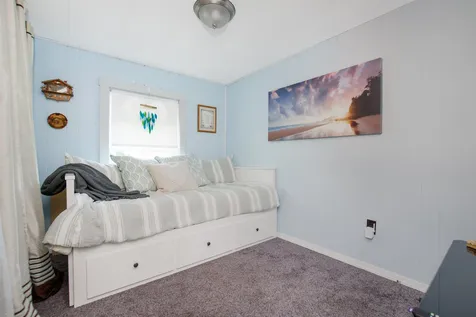 5 S Cranberry Lane Rochester NH 03867